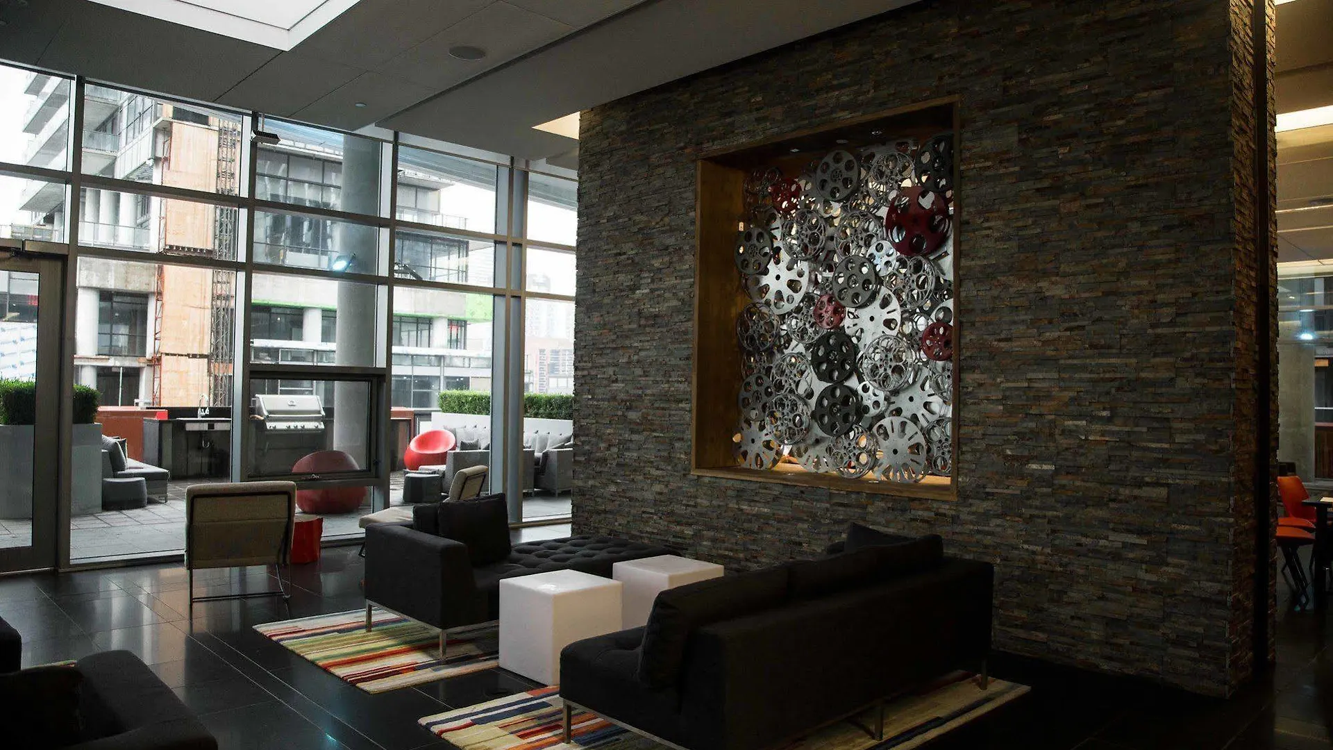The Corporate Suites - King & John Toronto Canada