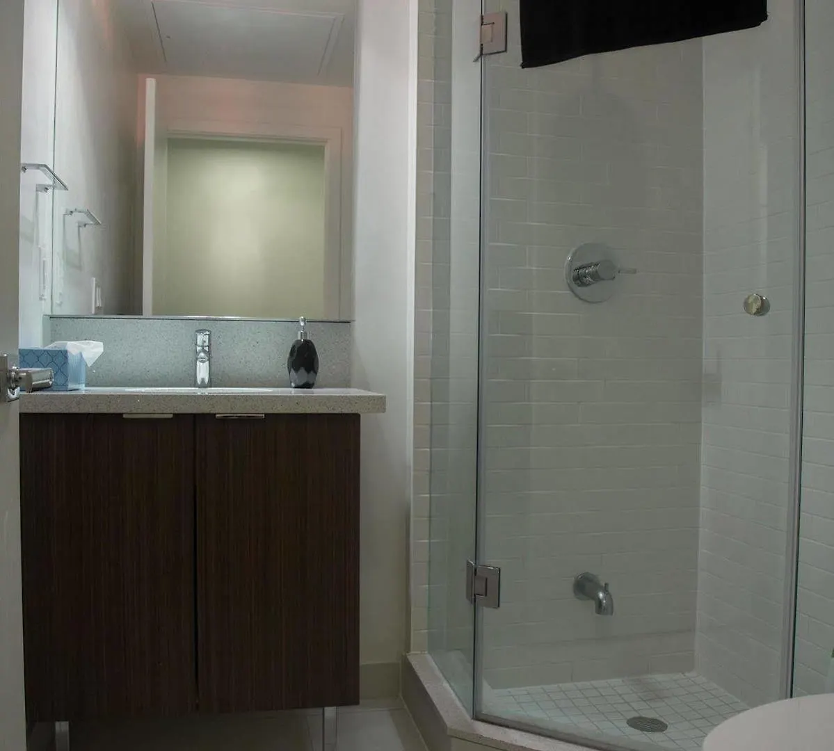 The Corporate Suites - King & John Toronto 3*,