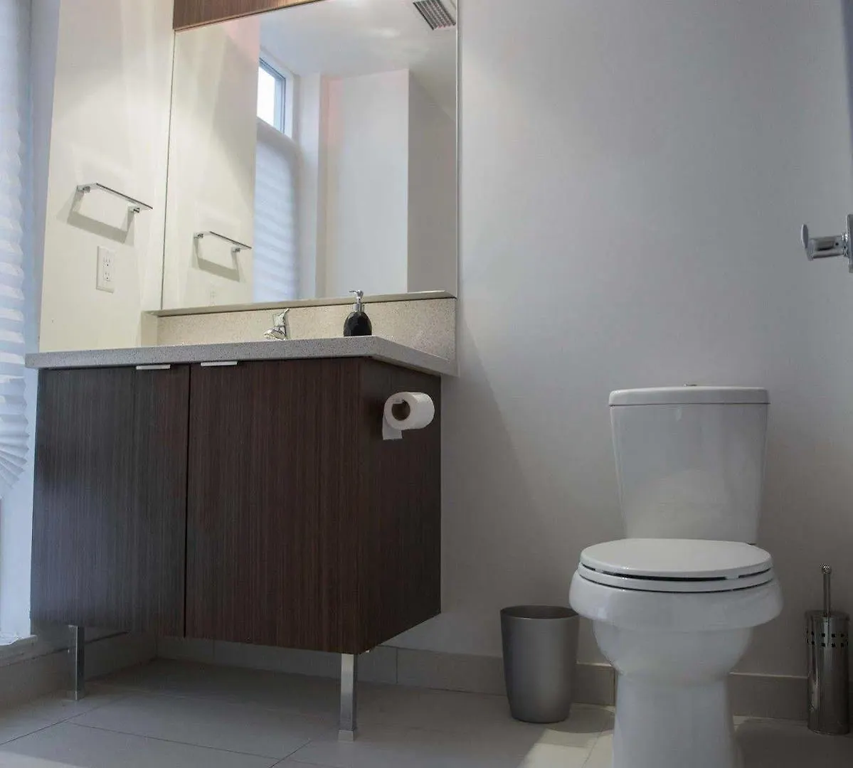 The Corporate Suites - King & John Toronto